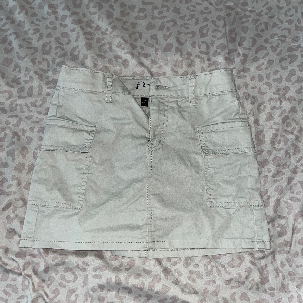 Kids mini cargo skirt